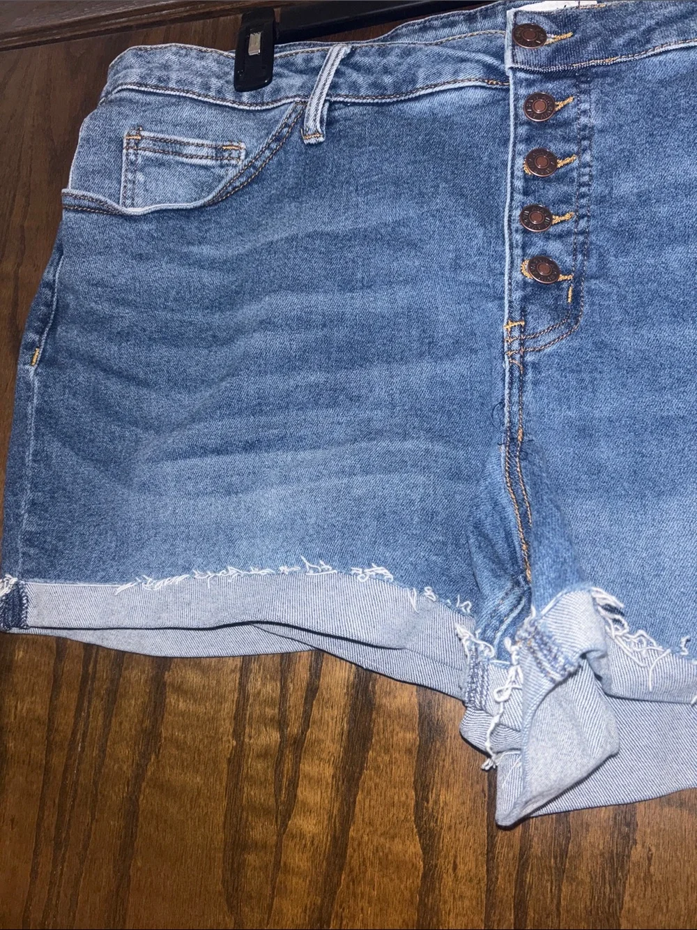 Ava & Viv Washed Blue High-Rise Button-Fly Denim Shorts Size 22W